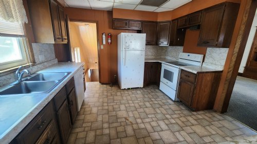 813 8th Ave Sheldon, Iowa 51201