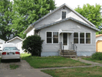 Show product details for 903 4th St Sheldon, Iowa 51201